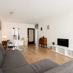 Miete 2 Schlafzimmer wohnung von 65 m² in Düsseldorf