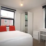 Rent 4 bedroom apartment in Leeds