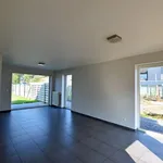 Maison de 263 m² avec 3 chambre(s) en location à Adegem