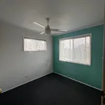 Rent 4 bedroom house of 630 m² in  Morayfield QLD 4506                        