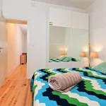 Rent 1 bedroom apartment in Lisbon