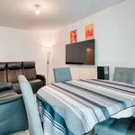 Appartement de 690 m² avec 2 chambre(s) en location à Marseille