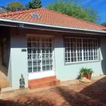 Rent 1 bedroom house in Bedfordview