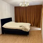 Miete 4 Schlafzimmer wohnung von 115 m² in Frankfurt am Main