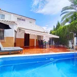 Rent 5 bedroom house of 1200 m² in Alicante