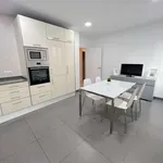 Rent a room of 125 m² in valencia