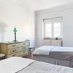 Rent a room in lisbon