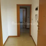 Affitto 3 camera casa di 100 m² in Bologna