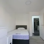 Rent 2 bedroom flat in Wales