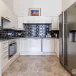 Rent 4 bedroom flat in Edinburgh