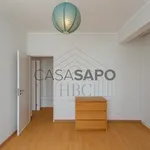 Rent 2 bedroom apartment in Loures