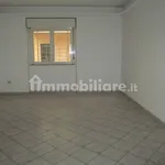 Affitto 4 camera appartamento di 119 m² in Cagliari