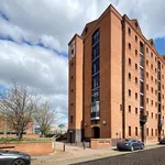 Rent 1 bedroom flat in Hull