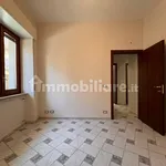 Affitto 4 camera appartamento di 138 m² in Reggio Calabria