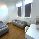 Miete 3 Schlafzimmer wohnung von 120 m² in Bremen