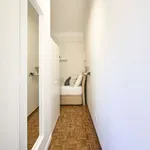 Rent a room in lisbon