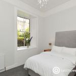 Rent 2 bedroom flat in Edinburgh