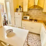 Rent 3 bedroom apartment of 90 m² in florence