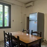 Rent a room of 165 m² in Padova