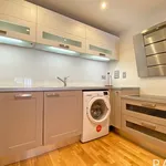 Rent 3 bedroom flat in Brighton