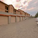 Rent 2 bedroom apartment in Randburg