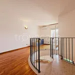 Rent 5 bedroom house of 300 m² in Vicenza