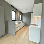 Rent 3 bedroom apartment of 130 m² in Ukkel