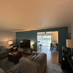 Rent a room in South Rosemont