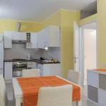 Rent 3 bedroom apartment of 70 m² in Milan