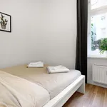 Rent 3 bedroom apartment of 41 m² in Berlin