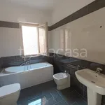 Rent 4 bedroom house of 200 m² in San Prisco