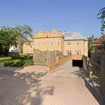 Rent 1 bedroom flat in Esher