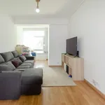 Rent 2 bedroom apartment of 85 m² in Lisboa