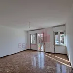 Affitto 3 camera appartamento di 154 m² in Brescia