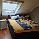 Miete 1 Schlafzimmer wohnung von 80 m² in Neuss