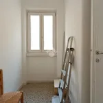 Rent 3 bedroom apartment of 104 m² in Roma