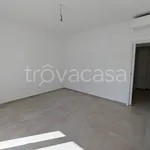 Rent 3 bedroom apartment of 87 m² in Milano