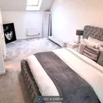 Rent 4 bedroom house in Wales