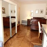 Rent 2 bedroom apartment of 700 m² in Paris