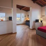 Rent 1 bedroom apartment of 56 m² in Florence