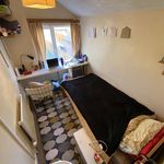 Rent 4 bedroom flat in Birmingham