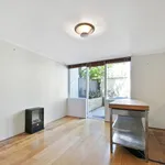 Rent 2 bedroom apartment in Toorak