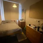 Rent 4 bedroom house in East Midlands