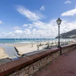 Rent 2 bedroom apartment of 65 m² in Laigueglia