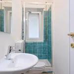 Rent 5 bedroom apartment in Rome