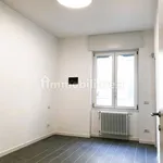 Affitto 3 camera appartamento di 90 m² in Milan