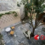 Rent 2 bedroom house of 147 m² in Πλάκα