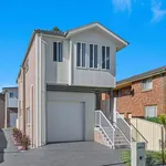 Rent 3 bedroom apartment in Lake Illawarra