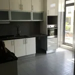 Rent 3 bedroom apartment of 142 m² in Porto