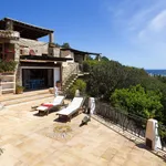 Rent 7 bedroom house of 220 m² in Arzachena